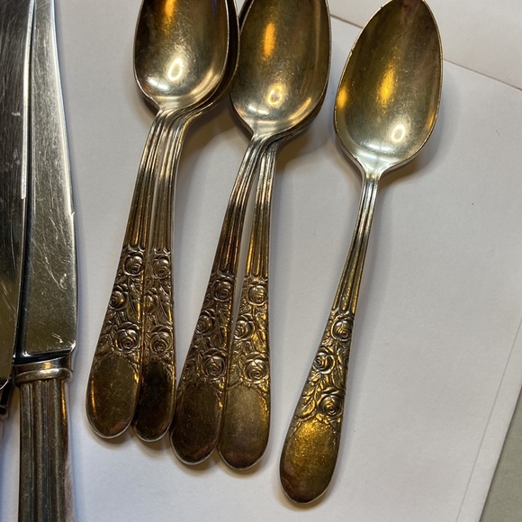 33 pieces Vintage flatware set Wallace plate silver inset - Picture 5 of 15